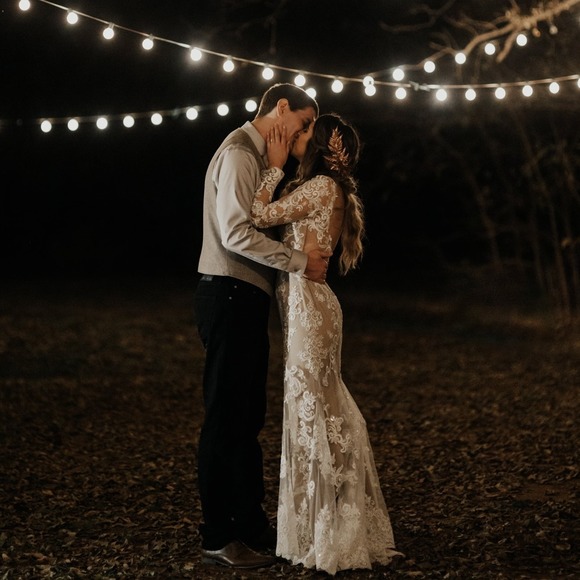 Meet your Posher, Emily - Picture 6 of 6